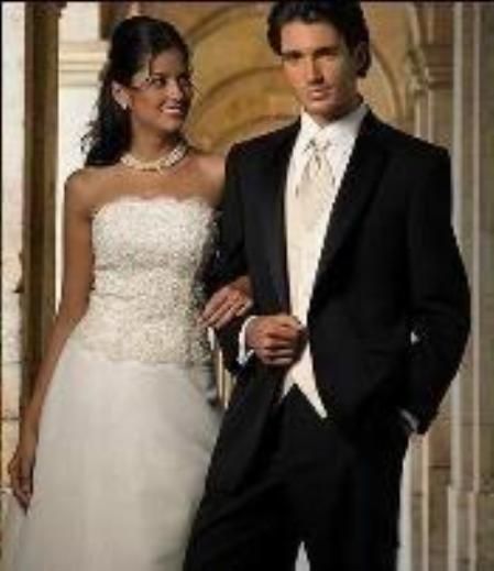 Fitted Slim Fitc Cut Designer 2 Button Notch Tuxedo $149 @http://www.mensusa.com/products.aspx?id=2424 Black Groomsmen Suits, Wedding Tux, Prom Tuxedo, Vest And Tie, Tuxedo Wedding, Groom Wear, Tuxedo For Men, Ivory Dresses, Groom Suit