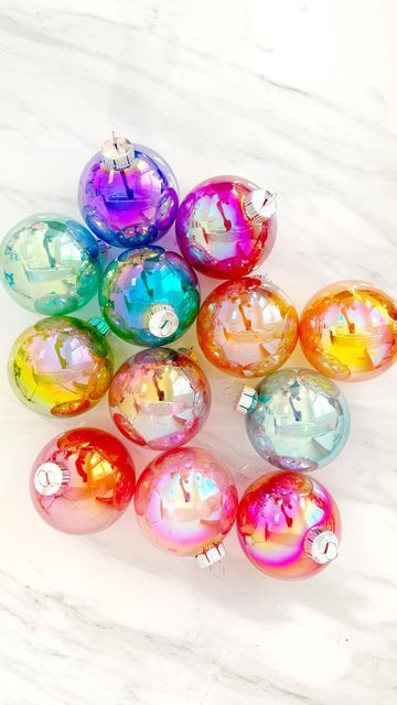 Kara Whitten on Instagram: "The prettiest ornaments in all the land! Iridescent and colorful? Yes please! Comment ORNAMENTS for supplies. #christmasdiy #christmascrafts #anthrodupe #anthropologiechristmas #ornaments #diyornaments #alcoholink" Anthropology Ornaments Diy, Anthropology Diy, Diy Glass Ornaments, Anthropologie Decor, Anthropologie Christmas, Colorful Ornaments, Pretty Crafts, 3rd Grade Art, Jolly Holiday