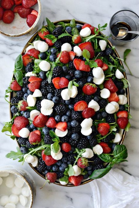 Fruit Caprese Salad, Fruit Sald, Mini Mozzarella Balls, Raspberry Salad, Mozzarella Pearls, Classic Salad, Mozzarella Salad, Grilled Bread, Strawberry Salad