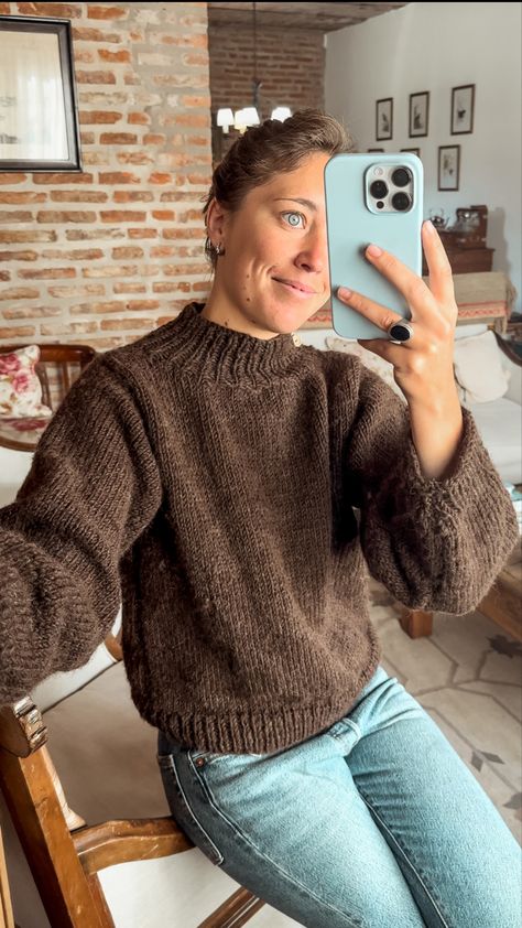 Handmade women’s vests - Argentina 🇦🇷🤎 Handmade Sweater, Wool Vest, Winter Outfits, Instagram Photos, Wool, Photo And Video, Instagram Photo, Instagram, Argentina