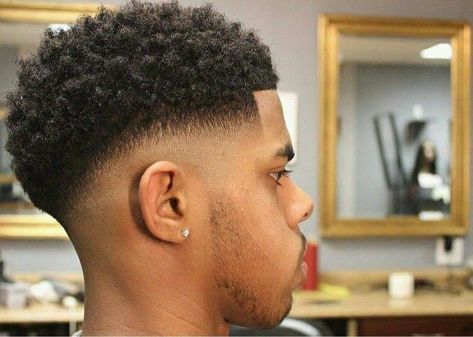 Taper Fade Afro, Afro Hair Fade, Black Man Haircut Fade, Taper Fade Short Hair, Waves Hairstyle Men, Fade Haircut Curly Hair, Mid Fade Haircut, Men Fade Haircut Short, Taper Fade Curly Hair