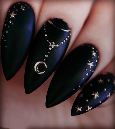 Unghie Nail Art, Witchy Nails, Moon Nails, Gothic Nails, Fancy Nails Designs, Goth Nails, Nagel Inspo, Fall Nail Art, Cat Kuku