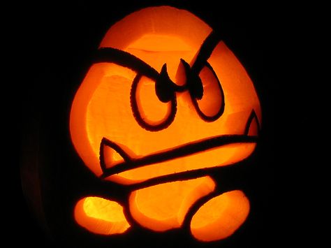 Goomba pumpkin #Halloween Peach Pumpkin Carving, Toad Pumpkin Carving, Toad Pumpkin, Mario Pumpkin, Minion Pumpkin Carving, Mario Goomba, Pumkin Ideas, Pumpkin Carving Template, Minion Pumpkin