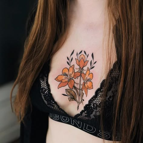 New Traditional Tattoo, Nouveau Tattoo, Inspiration Tattoos, Chest Tattoos For Women, Chest Piece Tattoos, Tatuaje A Color, Tattoo Portfolio, Chest Piece, Tattoo Life