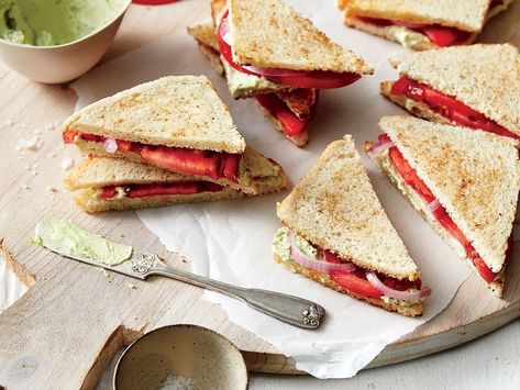 RX_1707_Tomato Tea Sandwiches Tomato Tea Sandwiches, Tomato Tea, Easter Appetizers Easy, Southern Living Recipes, Easter Food Appetizers, Tea Sandwiches Recipes, Easter Appetizers, Finger Sandwiches, Tomato Sandwich