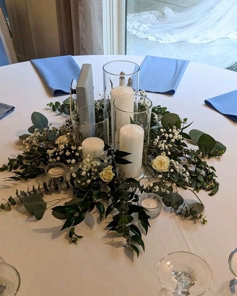 Floating Candles Wedding Centerpieces Reception Ideas, Birtsmorton Court, Elegant Wedding Centerpieces, Christmas Wedding Themes, Table Centerpieces Wedding, Greenery Wedding Centerpieces, Floating Candles Wedding, Wedding Sign Decor, Green Centerpieces