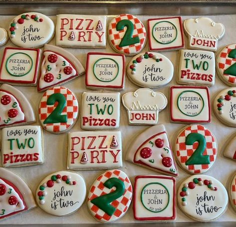 Love You Two Pizzas Party, Pizza Theme Cookies, Pizza Party Cookies, Toddler Pizza Party, Pizza Sugar Cookies, Sugar Cookie Pizza, Pizza Party Birthday, Pizza Cookies, Birthday Pizza