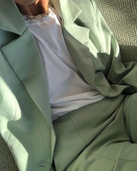 Green Dress Aesthetic, Green Suit Women, Green Outfits For Women, Green Inspo, Mint Aesthetic, Suit Prom, Mint Green Aesthetic, Pastel Fashion, Green Suit