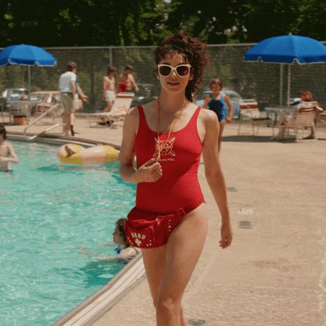 Stranger Things Lifeguard, Zero Tolerance, Stranger Things Netflix, Celeb Crushes, Season 3, Stranger Things, Tankini, Gif, One Piece