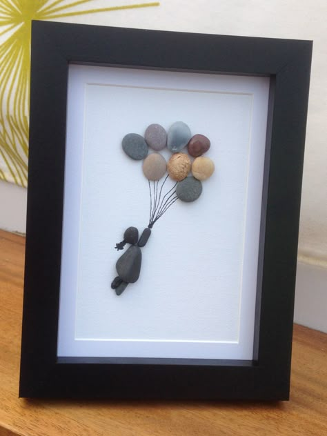 Pebble Art Balloons, Animal Rock Art, Rock Pictures Diy Pebble Art, Pebble Art Ideas Inspiration, Pebble Art Ideas Diy, Art With Stones, Gameboy Wallpaper, Rock Crafts Diy, Rock Pictures