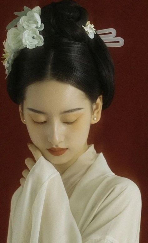 Ancient Japan Art, Ruyi's Royal Love In The Palace, Harajuku Lovers, Human Reference, Japanese Hairstyle, Ancient Beauty, Face Photography, Contemporary Photography, Ancient China