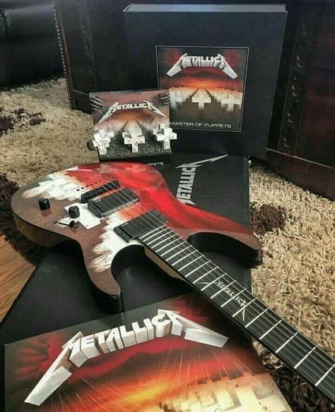 Electric Guitar Metal, Metallica Guitar, Electric Guitar Art, Heavy Metal Guitar, Metallica Art, Wallpaper Store, Guitar Tabs Songs, Electric Guitar Design, Guitar Rig