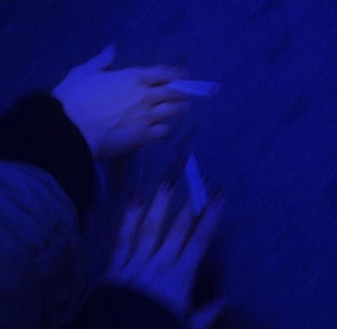 Photo Bleu, Blue Aesthetic Dark, Everything Is Blue, Blue Aesthetic Pastel, Blue Pictures, Aesthetic Colors, Feeling Blue, Love Blue, Aesthetic Grunge