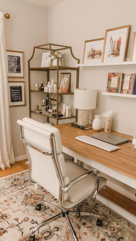 Office Refresh, Refresh Home, Office Design Home, Guest Bedroom/office, Design Home Office, Work Office Decor, Cozy Home Office, Office Guest Room, Guest Room Office