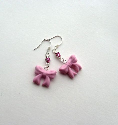 fimo Diy Earrings Fimo, Porcelana Fria Ideas, Cercei Din Lut Polimeric, Earrings Fimo, Fimo Earrings, Anting Manik, Clay Keychain, Polymer Clay Flower Jewelry, Diy Earrings Polymer Clay