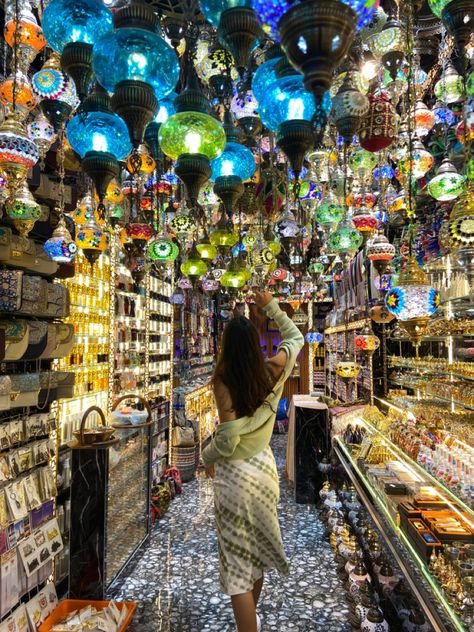 Dubai Spice Souk, Dubai Souk, Dubai Pics, Gold Souk Dubai, Gold Souk, Desert Safari Dubai, Dubai Aesthetic, Pics Ideas, Insta Pictures