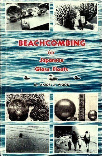 Glass Fishing Floats Photos Special Pictures Books For The Beach, Tiki Diy, Japanese Floats, Glass Fishing Floats, Glass Floats, Beach Books, Fishing Floats, Rope Knots, Special Pictures