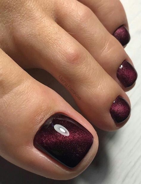 Fall Toenail Colors, Fall Toe Nail Colors, Toenail Colors, Toe Nail Colors, Fall Toe Nails, Fall Pedicure, Simple Toe Nails, Pedicure Designs Toenails, Pedicure Colors