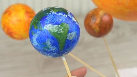 How to Make a Solar System Mobile: 15 Steps (with Pictures) Solar System Foam Balls, Styrofoam Solar System, Diy Solar System Project, Space Birthday Party Food, Polystyrene Craft, Solar System Painting, Make A Solar System, Styrofoam Ball Crafts, Solar System Projects For Kids