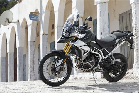 Triumph Tiger 900 Rally Pro, Honda Bike, Triumph Street Scrambler, Tiger 900, Moto Triumph, Street Scrambler, Motorcross Bike, Bike Ideas, Triumph Tiger