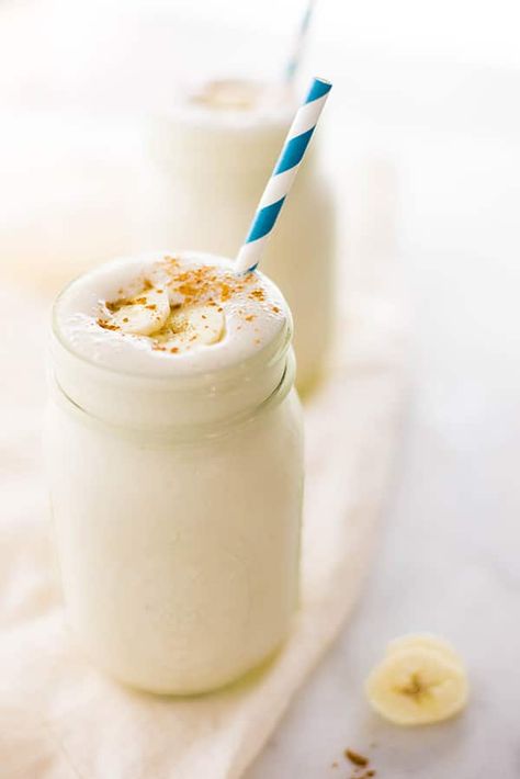 Bariatric Recipes - Banana Bread Protein Shake Crunches Challenge, Banana Protein Shake, Banana Protein Smoothie, Best Protein Shakes, Smoothie Recipes With Yogurt, Healthy Bowl, Smoothie Recipes For Kids, Breakfast Low Carb, Banana Smoothie Recipe