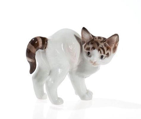 Rosenthal Porcelain Cat Porcelain Cats, Broken Porcelain, Rosenthal Porcelain, Cat Run, Cat Apparel, Disney Cats, Glass Cat, Cat Figurines, Cat Decor