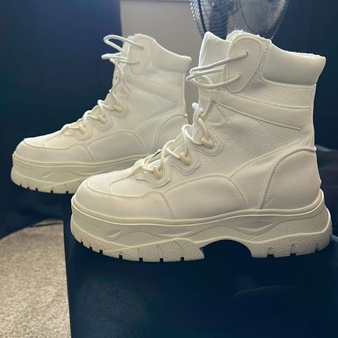 White ASOS Men Boots… only warn boots, two times. Asos Men, White Boots, Men's Boots, Winter Boots, Boots Men, Combat Boots, Asos, Boots, Fashion Design