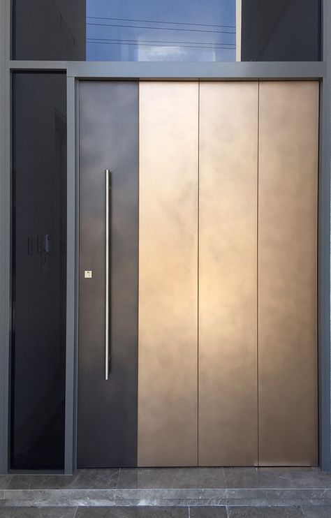 PEARL BRONZE - beautifully handcrafted in India , a sophisticated blend of Bronze and Bronze with two different shades. Explore the bespoke design of contemprory metal doors which are handcrafted in India by the staff that loves what they do #maindoor designs #maindoor ideas #metal main door designs #luxury main doors #bespoke metal door designs #aluminrdoors Interior Design Blogs, Modern Entrance Door, Contemporary Front Doors, Metal Doors Design, Luxury Door, Entrance Door Design, Door Design Modern, Main Door Design, Pivot Doors