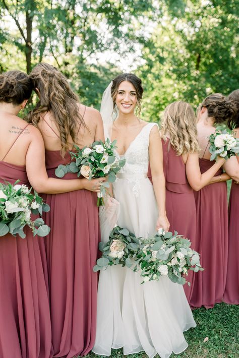 Jessica Husted Photography Rose Spaghetti, Canyon Rose, Cinnamon Rose, Bridesmaid Dress Color, How To Dress For A Wedding, Colored Wedding Dress, Rose Bridesmaid Dresses, Bridesmaids Photos, Cheap Bridesmaid Dresses