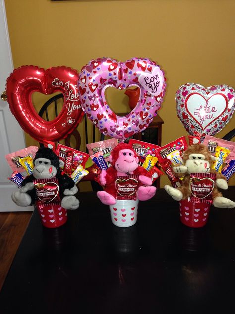 Monkey Valentine's bouquets #pinyourlove and #picmonkey Monkey Valentine, Candy Balloons, Fun Valentines Day Ideas, Valentines Day Baskets, Valentine Gift Baskets, Valentine's Day Decorations, Valentine Baskets, Valentine Bouquet, Diy Valentine's Day Decorations