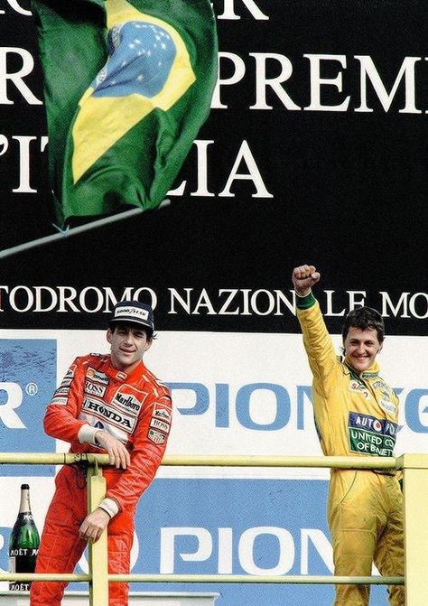 Ayrton with Michael Schumacher(Monza,1992) Senna And Schumacher, Aryton Senna, Schumacher Wallpaper, Alain Prost, F1 Wallpaper Hd, Formula 1 Car Racing, San Paolo, Formula Racing, Sports Hero