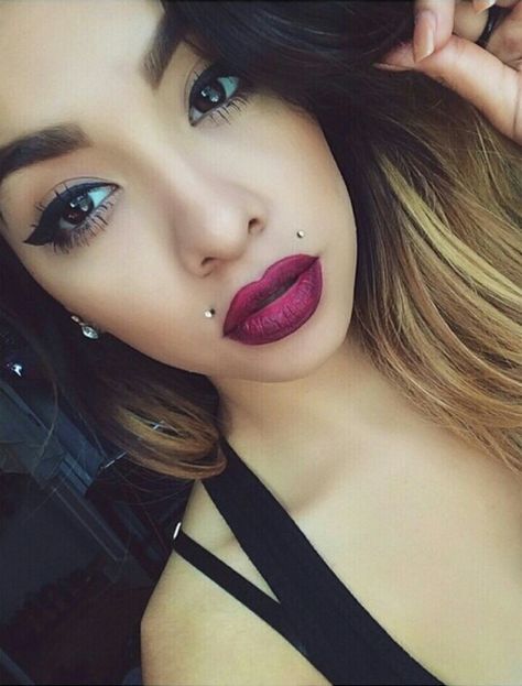 ♥❤️❤️ Nyx Copenhagen, Angel Bites Piercing, Angel Bites, Monroe Piercing, Burgundy Makeup, Soft Matte Lip Cream, Cute Piercings, Piercings Unique, Matte Lip Cream