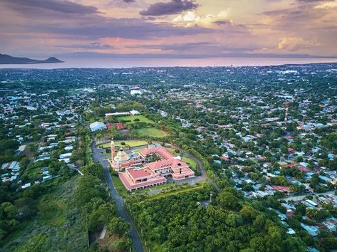 Descargar - Paisaje de la ciudad de Managua en Nicaragua vista aérea — Imagen de stock Nicaragua, Managua