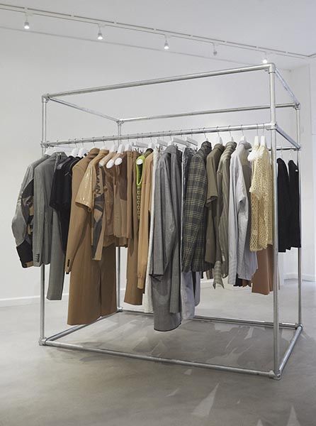 Industrial clothing rails for Paris Fashion Week - Simplified Building Clothes Organisation, Warehouse Ideas, Retail Clothing Racks, Clothing Rail, Industrial Clothing, Clothing Rack Display, Paris Clothing, Factory Interior, Industrial Shop