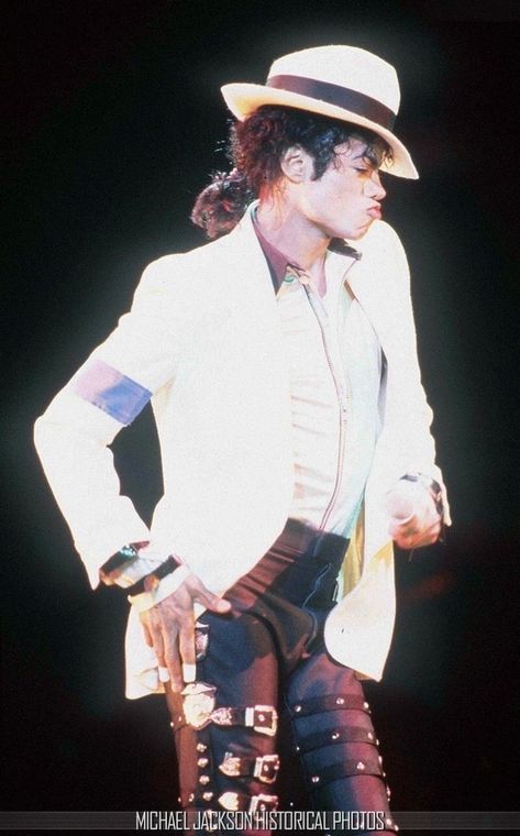 Michael Joseph Jackson Marcel Marceau, Mj Bad, Michael Jackson Images, Michael Jackson Bad Era, Michael Jackson Wallpaper, Jackson Bad, Photos Of Michael Jackson, Michael Jackson Smile, Joseph Jackson