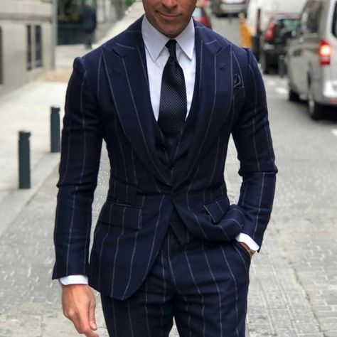 Navy Blue Pinstripe suit for men #mensfashion #suit #menswear cc: gentlemensavenue Navy Blue Pinstripe Suit, Mens Navy Suit, Blue Pinstripe Suit, Man Wear, Blue Suits, Flannel Suit, Mens Fashion Blazer, Stylish Mens Fashion, Mens Fashion Smart