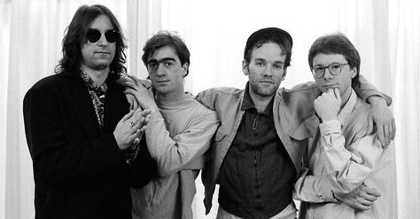 R.E.M.'s 'Automatic for the People': 10 Things You Didn't Know #headphones #music #headphones Automatic For The People, 90s Music Videos, Michael Mckean, Everybody Hurts, Beavis And Butthead, College Guys, Losing My Religion, The Verve, 90s Music