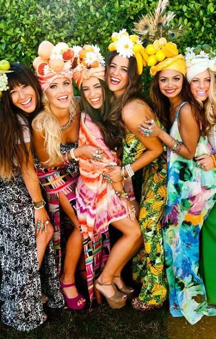 Pool Party Dress Code, Tropical Party Outfit, Luau Party Outfit, Hawaiian Party Outfit, Havana Nights Theme, Havana Nights Dress, Havana Party, Havana Nights Party, Pool Party Dresses