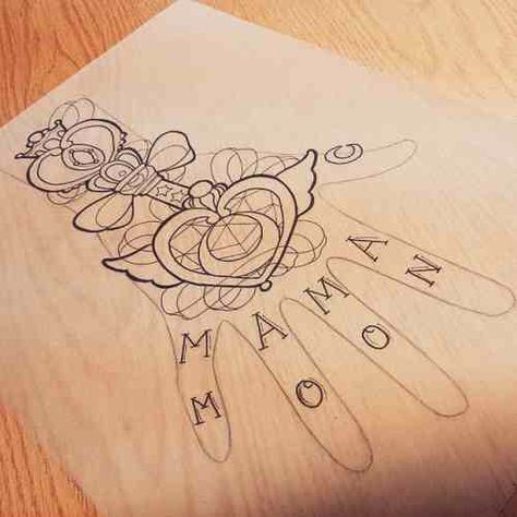 Tattoo Artist Tips, Fandom Tattoos, Sailor Moon Tattoo, Finger Tattoo Designs, Mom Diy, Cartoon Tattoos, Anime Tattoos, Finger Tattoos, Moon Tattoo