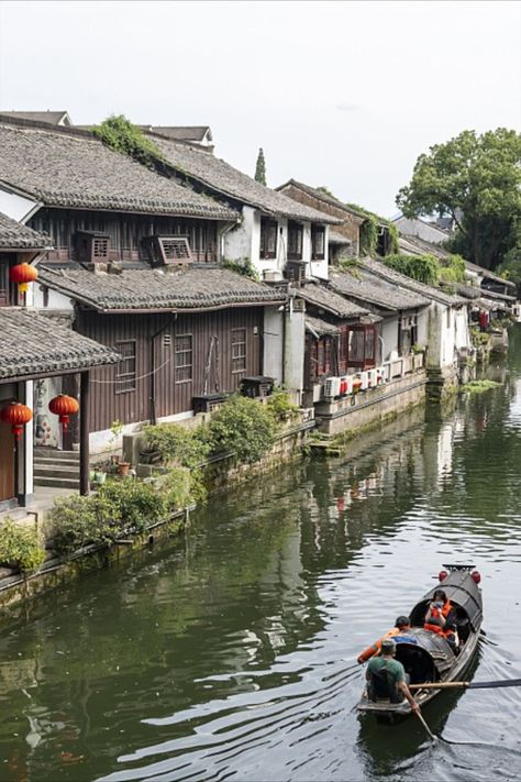 Are you familiar with Lu Xun (1881-1936), a great Chinese writer in the 20th century? In the summer, many tourists take a stroll on Cangqiao Zhijie Street in Lu’s hometown in Shaoxing, Zhejiang province and ride a boat to admire picturesque views. The 20th Century, Travel And Tourism, In Summer, 20th Century, Take A, Tourism, Travel