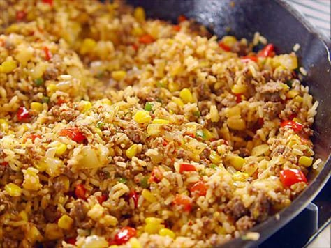 Great one pan meal!!!  Pioneer Woman... Ree's Tex-Mex Fried Rice Video :16 minute meal. Food Network - FoodNetwork.com Pasta Food Recipes, Pioneer Woman Ree Drummond, Pioneer Woman Recipes, Fried Rice Recipe, Mexican Dishes, Rice Dishes, Mexican Recipes, Pioneer Woman, Tex Mex