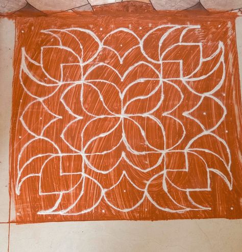 Dots Rangoli With Colors, Easy Dot Rangoli, Simple Dots Rangoli, Diwali Art, Diwali Special Rangoli Design, Poo Kolam, Simple Flower Rangoli, Poster Rangoli, Alphabet Tattoo