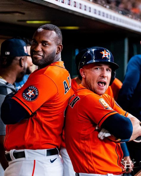 Astros Hat, Baseball Wallpaper, Houston Astros Baseball, Mlb World Series, Astros Baseball, Baseball Players, Houston Astros, Having A Crush, World Series