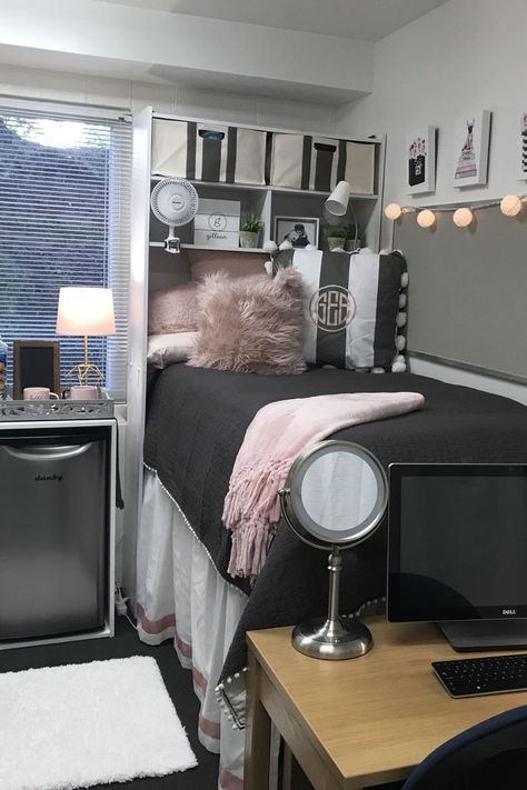 Here are the best dorm decor ideas that will help you transform your dorm room. Cute Headboard, Dorm Bed Skirt, House Room Design, Cute Decor Ideas, Luxury Dorm, University Of Kentucky Dorm, Luxury Dorm Room, White Dorm Room, Pretty Dorm Room