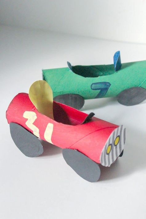 Car Craft for Kids Made with Toilet Paper Rolls Car Craft For Kids, New Diy Ideas, Fun Diy Kids Crafts, Paper Cars, Fun Activities For Preschoolers, Rolling Car, Toilet Roll Craft, Ninja 300, Transportation Theme