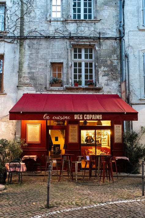 French Cafe Exterior Design, Italian Cafe Exterior, Italian Store Fronts, Parisian Cafe Exterior, Italy Aesthetic Restaurant, French Bistro Exterior Store Fronts, Cafe Facade, Italian Coffee Shop, Paris Restaurants Exterior