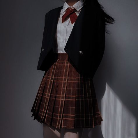 Red School Uniform Aesthetic, Red Uniform Aesthetic, High School Uniform Aesthetic, Dark Academia Uniform, Lawyer Wallpaper, Monster Academy, Aesthetic Lawyer, Grace Harper, Dark Academia School