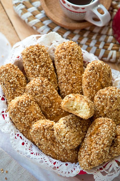 Italian Sesame Cookies, Sesame Cookies Italian, Italian Sesame Cookies Recipe, Sesame Cookies Recipe, Italian Sesame Seed Cookies, Sesame Seed Cookies, Sesame Crackers, Italian Desert, Cookies Italian