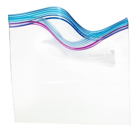 The Surprisingly Complex Design of the Ziploc Bag. www.interplas.com/ziplock-bags Paper Bag Design, Complex Design, Plant Clips, Instagram Username Ideas, Ziploc Bag, Retro Graphic Design, Sandwich Bags, Dining Room Storage, Suitcase Packing