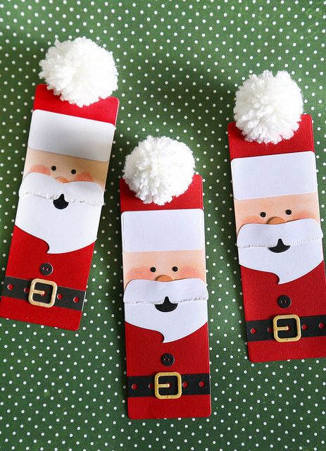 Santa bookmarks {Waffle Flower guest designing} Christmas Tree Corner, Tree Corner, Christmas Bookmark, Preschool Christmas Activities, Pen Toppers, Christmas Gift Tags Handmade, Christmas Bookmarks, Giving Day, Creative Bookmarks